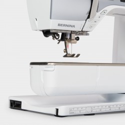 BERNINA B 570 QE